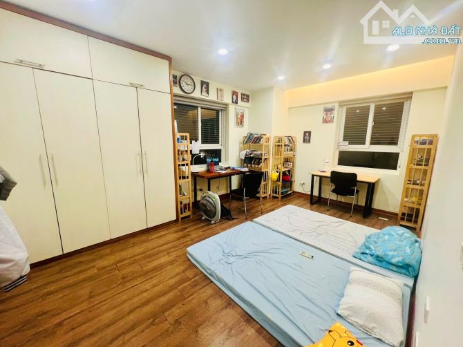 BÁN CĂN HỘ LÔ GÓC 3 NGỦ DT 124M2 PHỐ THÁI HÀ ĐỐNG ĐA GIÁ THƯƠNG LƯỢNG - 3