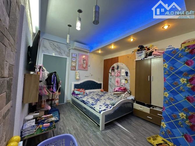 🔥HIẾM - CHDV RẤT MỚI MẶT TIỀN KD TÂN KIỂNG - QUẬN 7📍70M²📍CHỈ 10,2TỶ - TL. - 3