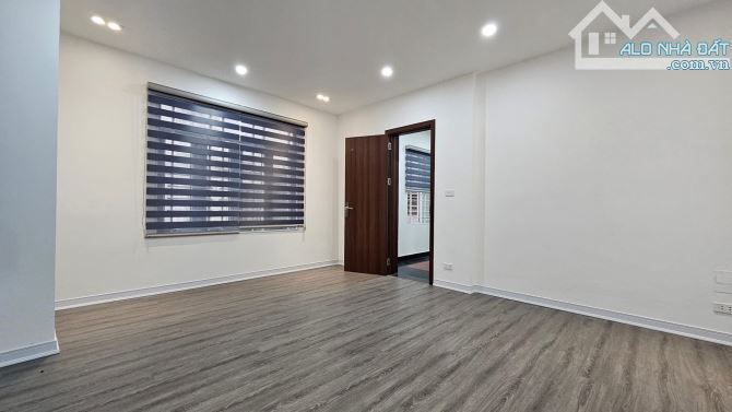 HOÀNG HOA THÁM - 56M x 5T - MT 6M - Ô TÔ ĐỖ 24/24 - 3