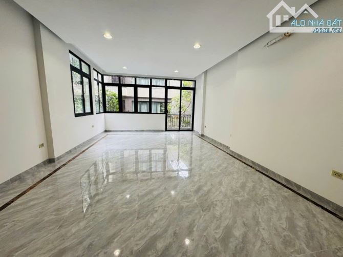 KIM MÃ - 45M x 5T THANG MÁY - MT 4.6M - Ô TÔ ĐỖ 24/24 - XÂY MỚI TỪ MÓNG - 3