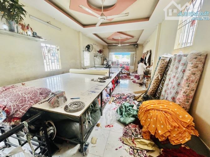 🏘🔥NHÀ TÂN PHÚ SÁT BÊN TÂN BÌNH, Ô TÔ ĐỖ CỬA, 66M2, 3 TẦNG - CHỈ 7.7TỶ - 3