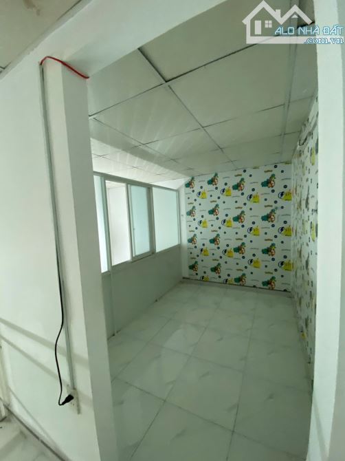 Cho thuê nhà mặt tiền đường số 11, phường linh xuân, thủ đức - 3