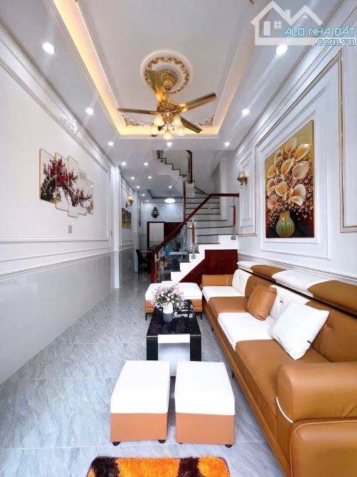 BÁN NHÀ 1 TRỆT 1 LẦU HẺM 138 TRẦN HUNG ĐẠO 2 TỶ 850TR - 3
