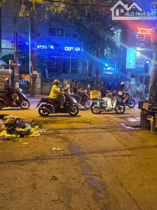 Bán Đất Định Công ô tô tránh ngõ kinh doanh 40m mt 3,6 - 3
