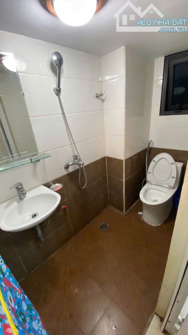 Cho Thuê CCMN Ngõ 89 Xã Đàn Đống Đa 25m2 Studio Cửa Sổ Giặt Riêng Thang Máy Gần Chợ - 3