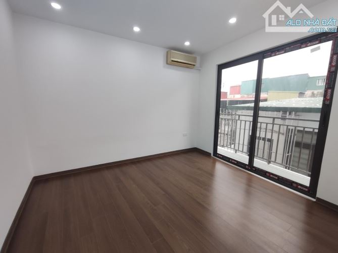 🔥LĨNH NAM🔹️NHỎ TIỀN NHÀ MỚI 4 TẦNG LÔ GÓC - KINH DOANH ONLINE - SỔ ĐẸP - 3