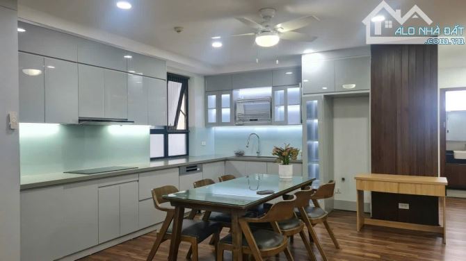 Bán căn hộ Diamond Goldmark City,136 Hồ Tùng Mậu,Bắc Từ Liêm,3 ngủ chỉ 9,45 tỷ - 3