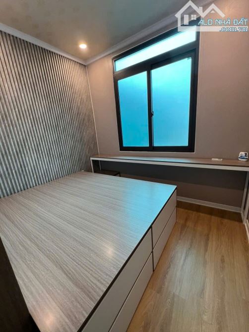 Bán tập thể penhouse Văn Hương tầng 5+6 xinh xắn, 2 ngủ, thiết kế hiện đại - 4