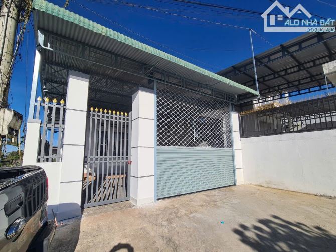 Bán nhà 7x27m, giá 2 tỉ 290tr gần sân bay liên khương , trung tâm thị trấn liên nghĩa, đức