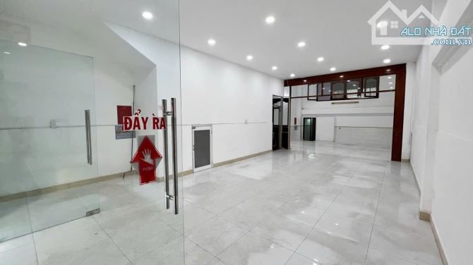 Cho thuê nhà MT Dạ Nam Q8 (Giáp Q1, Cầu Chữ Y) 500m2 SD, (6.5x33) Nở Hậu 10m - 65tr/tháng - 4