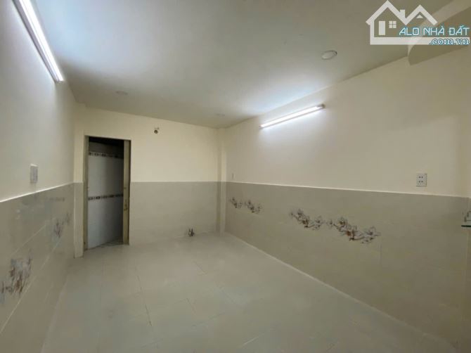 CHDV TÂN BÌNH, HXH LẠC L. QUÂN, GẦN VÒNG XOAY LÊ ĐẠI HÀNH, 104m2, 3 TẦNG, 19PN, NHỈNH 9 TỶ - 4