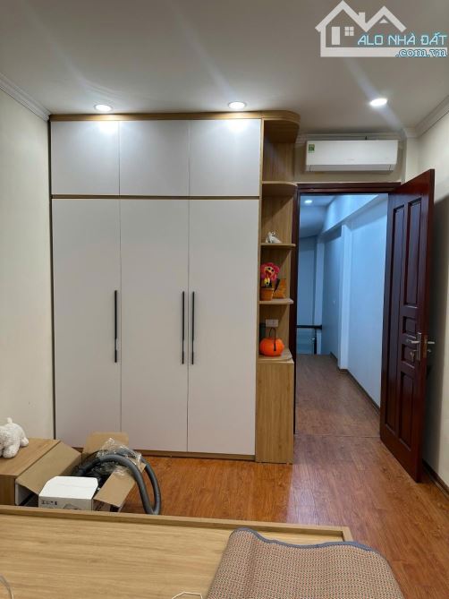 Nhượng nhà 🏠 40 m , 5 tầng, mặt tiền 4 m rao 8,1 tỉ - 4