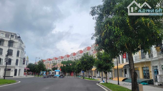 Căn Shophouse Grand World Phú Quốc chỉ hơn 6 tỷ gần Biển khu Corona công viên nước vườn th - 5