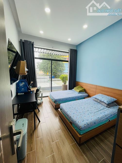 17.9 TỶ - 100M2 MẶT TIỀN KINH DOANH NƠ TRANG LONG - ĐƯỜNG RỘNG 20M - VỈA HÈ 3M - 5