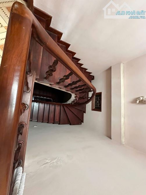 BÁN NHÀ MẶT PHỐ CỰ LỘC 60m2 - 5T - MT 5m - 17 TỶ - Ô TÔ DỪNG ĐỖ - HAI THOÁNG - KINH DOANH - 5