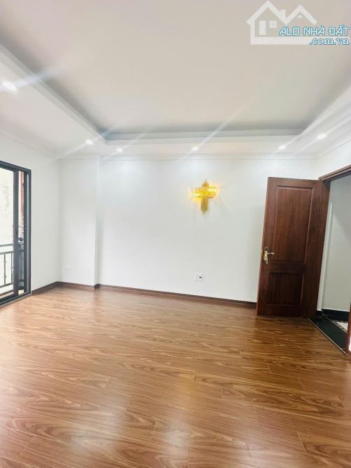 #NGUYỄN_KHÁNH_TOÀN - NHÀ MỚI - GẦN PHỐ - HAI MẶT THOÁNG - THANG MÁY DT 51M- MT 4M - 5TẦNG - 5