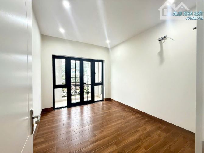 Bán toà Nhà 04 Tầng 03 Mặt Tiền Đường Duy Tân đã Hoàn công sổ, Giá 4Tỷ 250 - 6