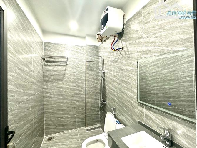 Nhà 3 tầng diện tích 80m2 sân vườn tiểu cảnh rộng đẹp phố Cấm giá chỉ 3,15 tỷ có tt - 6