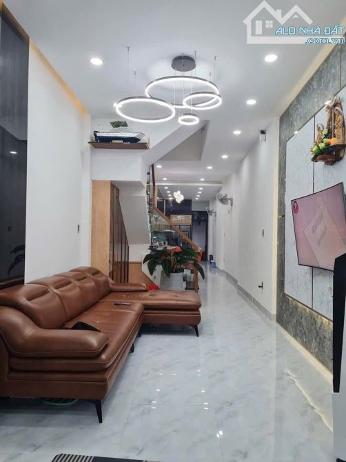 17.9 TỶ - 100M2 MẶT TIỀN KINH DOANH NƠ TRANG LONG - ĐƯỜNG RỘNG 20M - VỈA HÈ 3M - 7