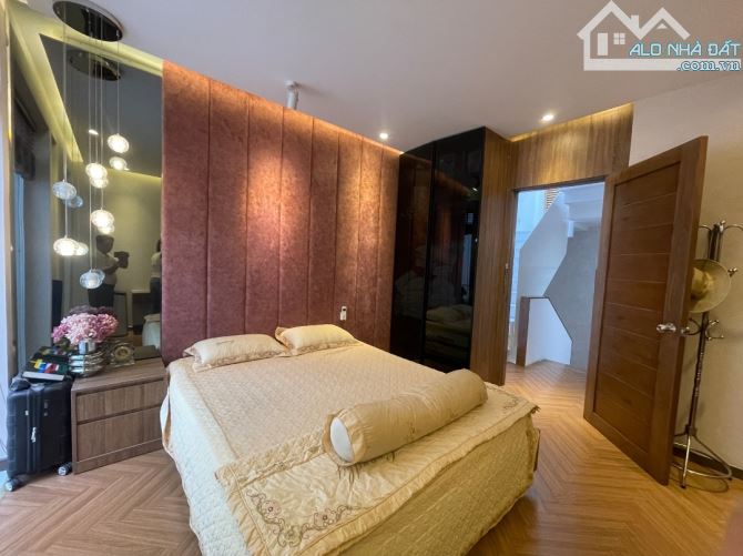 BÁN NHÀ 5 TẦNG THANG MÁY RÁT VÀNG – GARA 2 XE – NỘI THẤT ĐẲNG CẤP – GIÁ CHỈ 13 TỶ! - 7