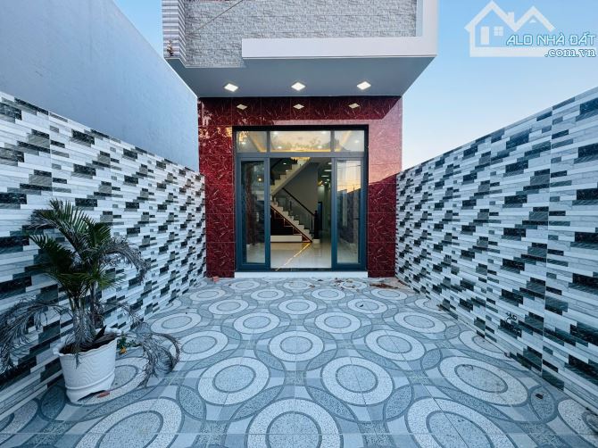 NHÀ 2 TẦNG CẶP BÊN KHU CÔNG NGHIỆP CẦU TRÀM TRỌN GÓI 2 TỶ 450 - 7