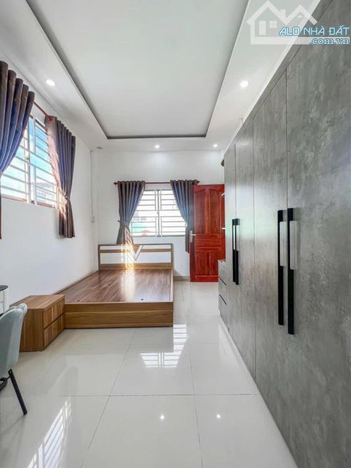 BÁN NHÀ 1 TRỆT 2 LẦU HẺM 50 QUANG TRUNG 4,8 TỶ - 9