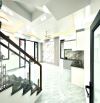 Nhà 3 tầng diện tích 80m2 sân vườn tiểu cảnh rộng đẹp phố Cấm giá chỉ 3,15 tỷ có tt