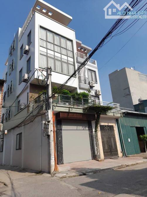 Bán nhà Hoàng Quốc Việt  Phân lô- otô tránh 2thoáng 68m 5tầng 17.5tỷ
