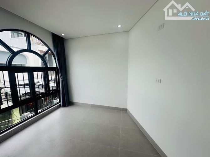 KIỆT Ô TÔ ĐƯỜNG TÔ HIỆU - CHỈ NHỈNH 3TY TIỂU HỌC - CĂN NÀY KHÔNG MUA THÌ MUA CĂN NÀO NỮA