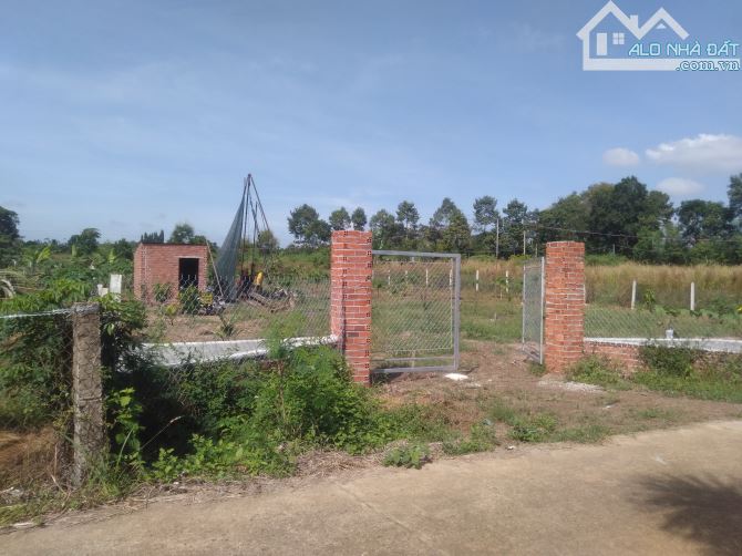 Cần bán 1400m2 đất đẹp tại Lang Minh, Xuân Lộc, Đồng Nai