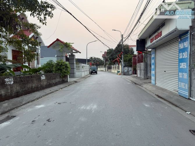 Ms Linh-Bán lô đất mặt trục chính tổ 8 thị trấn An Dương đường thông kinh doanh ok