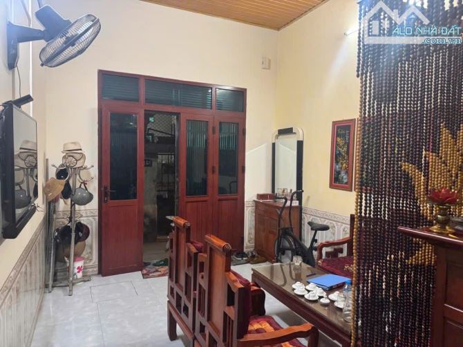 Bán nhà viện khoa học Nông nghiệp phân lô ô tô 50m 5 tầng 9.5tỷ