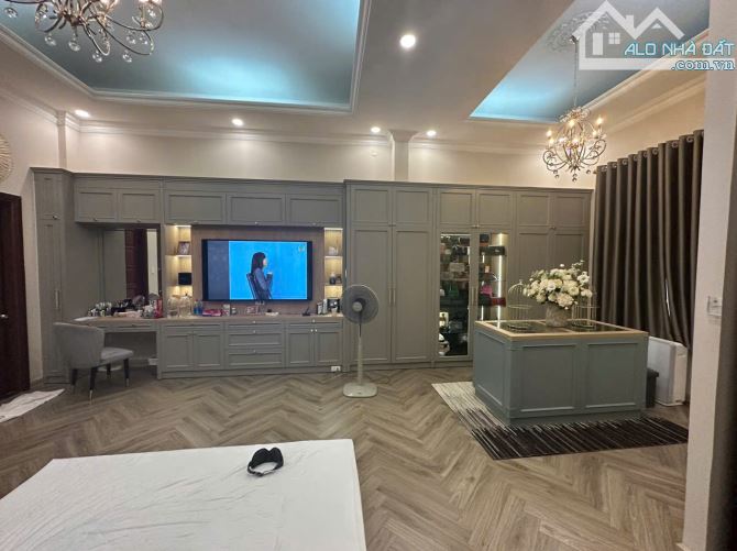 💎BIỆT THỰ CAO THẮNG Q3 – DT 12.8x18M, CN 245M² – HOÀN THIỆN SANG TRỌNG – GIÁ CHỈ 95 TỶ