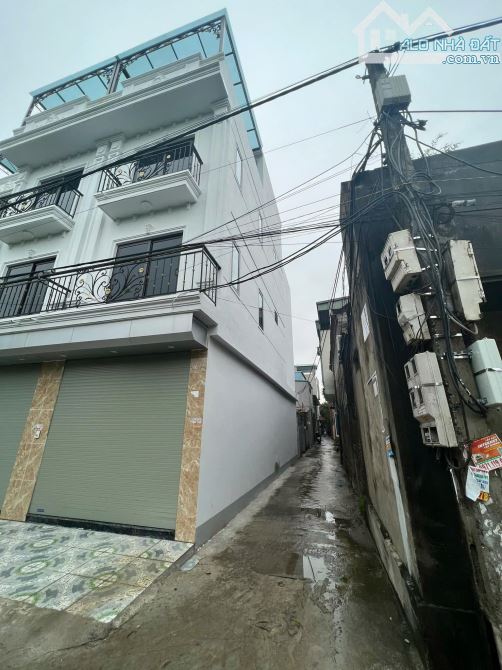 Bán nhà Tổ 1 Cổ Bản  Đồng Mai Hà Đông, 33m2,  tầng, ô tô đỗ cổng