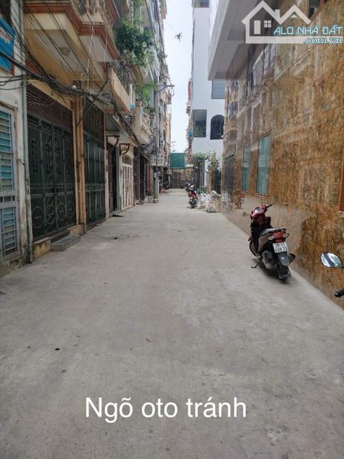 Bán nhà mới Tô Hiệu-Nhuệ Giang: 45m/5T, full nội thất thang máy-ô tô vào nhà, 12.x tỷ