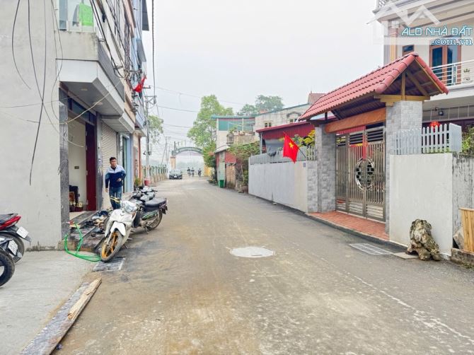 77 LỰC CANH XUÂN CANH SIÊU PHẨM ĐẤT SÁT VIN CỔ LOA ÔTÔ ĐỖ CỬA