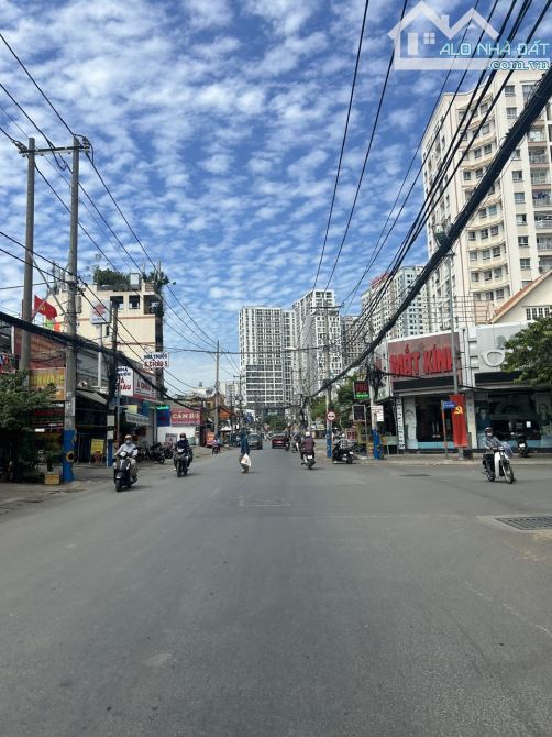 SIÊU RẺ – SIÊU ĐẸP NHÀ QUẬN 2 – HẺM XE HƠI – NGUYỄN DUY TRINH – 118M² – CHỈ 8,5 TỶ