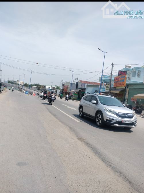 Bán Gấp Nhà 4 Tầng, Thang Máy – Khu An Ninh – Sổ Vuông – Sát Cầu Tăng Long