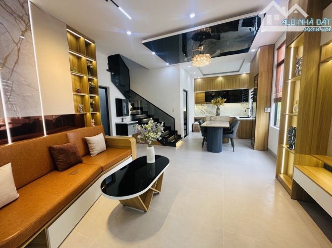 KIỆT Ô TÔ ĐƯỜNG TÔ HIỆU - CHỈ NHỈNH 3TY TIỂU HỌC - CĂN NÀY KHÔNG MUA THÌ MUA CĂN NÀO NỮA - 10