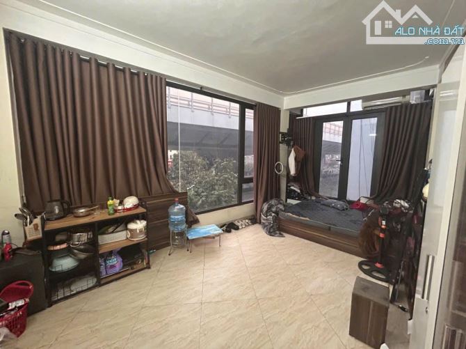 Bán nhà mặt phố Trường Chinh, 35m2 - 5tầng - MT 8.6m, căn góc, không vướng lối lên xuống - 1