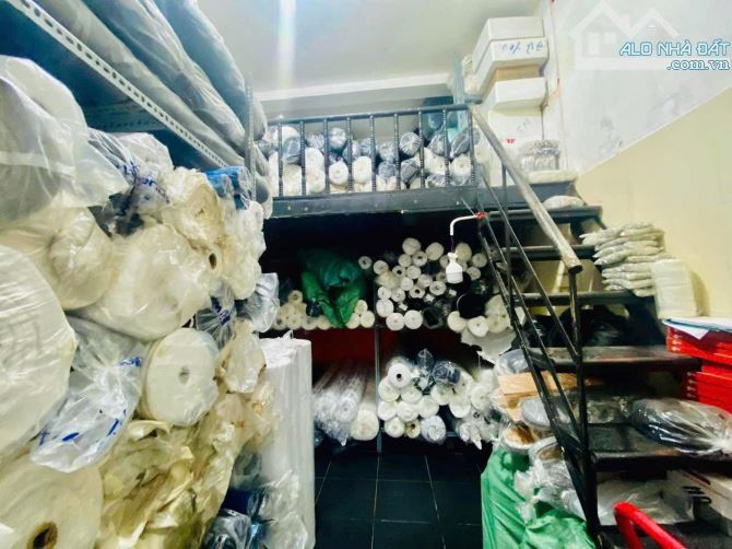 BÁN NHÀ HÀNG BỒ-HOÀN KIẾM-70M-T1-5.1TY. LH: - 1