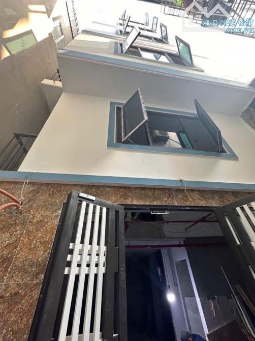 **CẦN BÁN GẤP - SIÊU PHẨM - NHÀ DÒNG TIỀN - DOANH THU LÊN TỚI 700TR/NĂM - KHU VỰC MỸ ĐÌNH - 1