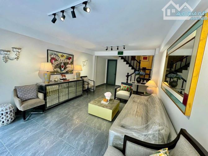 🏠 Bán nhà Hẻm Xe Hơi Phổ Quang, 4x19m, 3 Tầng, 5 Phòng Ngủ - 1