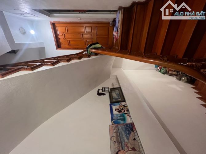 Bán nhà Núi Trúc, DT 42m2 x 7T, ô chờ thang máy, 2 mặt ngõ, giá 10 tỷ - 1