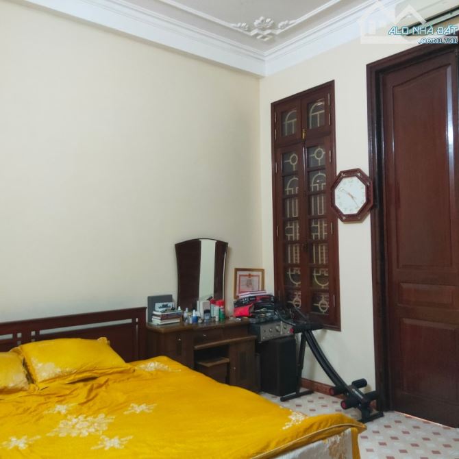 BÁN NHÀ SIÊU ĐẸP PHẠM TUẤN TÀI, 50M, 4T, MT 4.5M, PHÂN LÔ, OTO TRÁNH, KD ĐỈNH, 17 TỶ. - 1