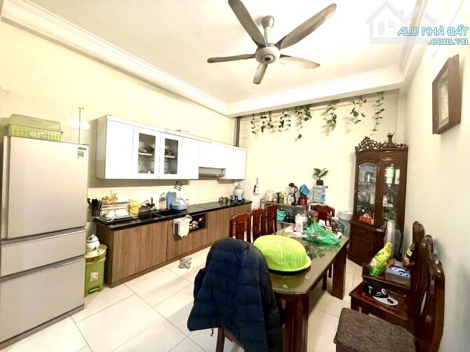 Ngon! Mặt ngõ Thái Thịnh, ô tô tránh, dừng đỗ, view vườn hoa, dân xây 2 thoáng, 58m*4T - 1