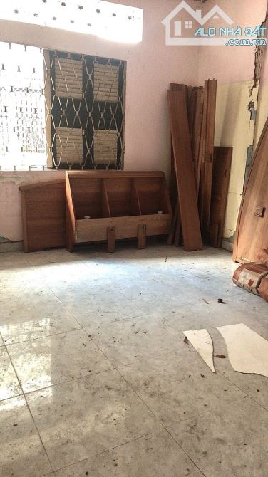 Bán nhà nát hẻm xe hơi Cách Mạng Tháng 8 - Quận 10 - 71m², lô góc 3 mặt thoáng - 9.x tỷ - 1