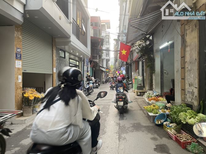 Bán nhà mặt phố Cự Lộc - Kinh doanh đông đúc 40m x 5 tầng - 1