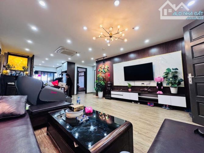 BÁN CĂN NHÀ MẶT TIỀN 4,5M, VỈA HÈ KINH DOANH MẶT PHỐ LÝ THƯỜNG KIỆT , HÀ ĐÔNG - 1