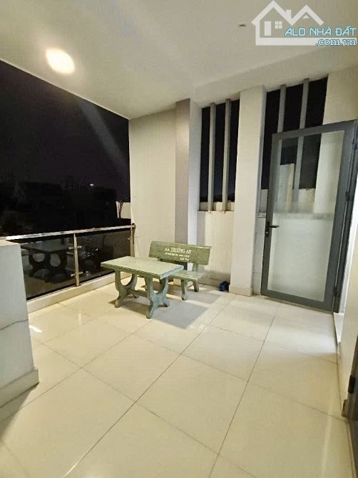 ✨ GIÁP AEON TÂN PHÚ, 57M2 (Ngang 4M x Dài 14M), 4 TẦNG (4PN), HẺM XE HƠI 8M THÔNG - 7,2 TỶ - 19